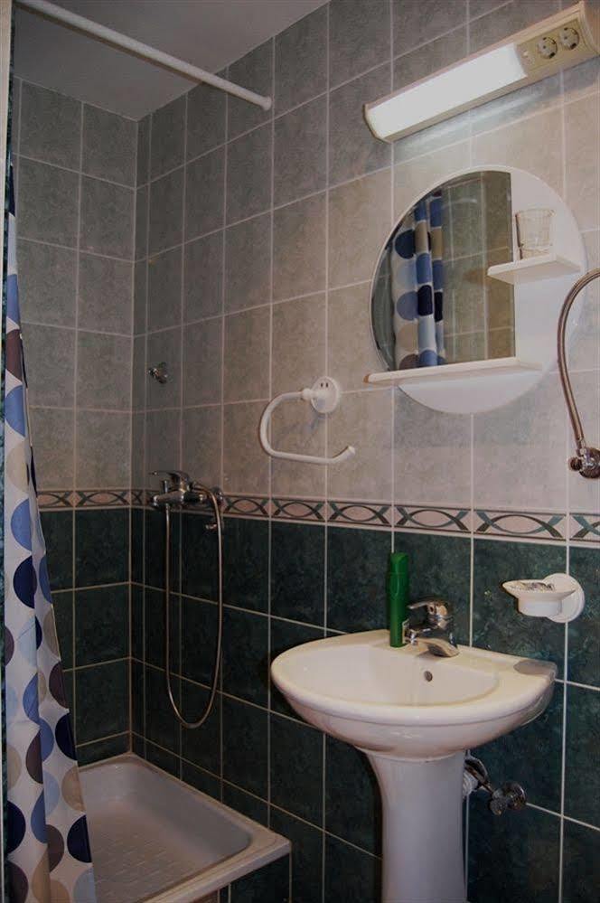 Hotel Tiski Cvet Novi Bečej エクステリア 写真